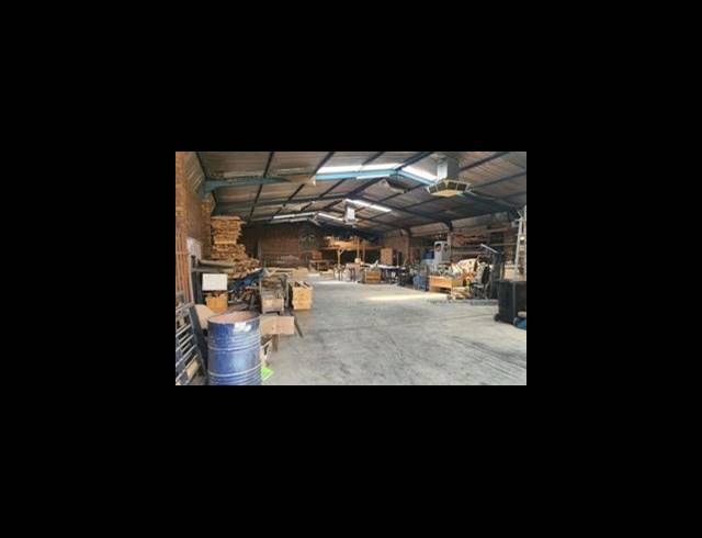 650M² MINI FACTORY FOR SALE IN DAGGAFONTEIN